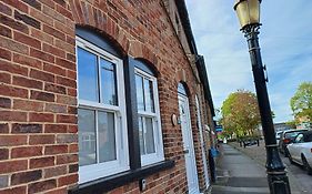 Charming 2-Bed Cottage In Central Ripon